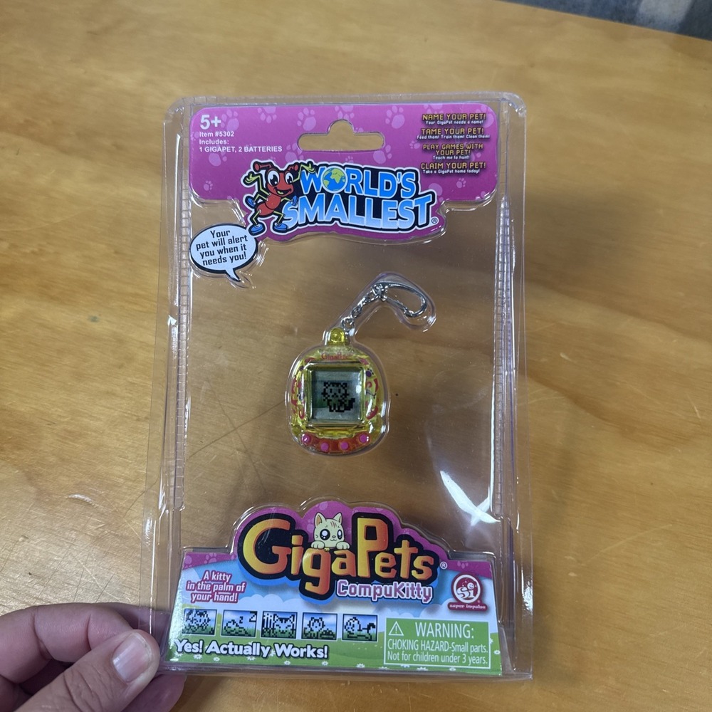 Lot Of 3 World's Smallest Toys GigaPet CompuKitty by Super Impulse - NEW